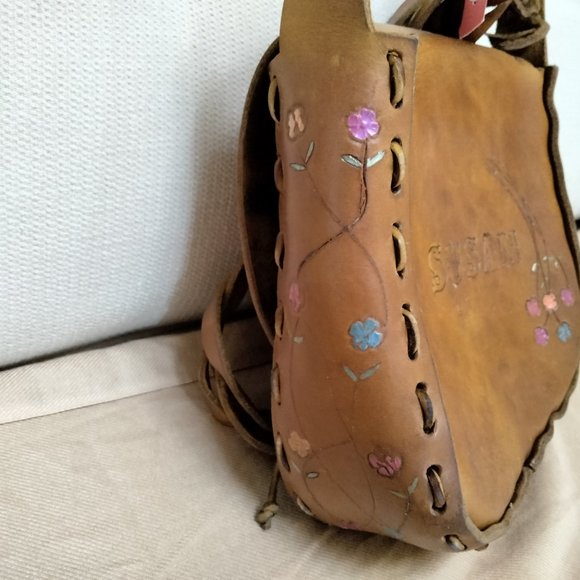 Vintage  PURSE LEATHER hobo tooled shoulder bag  for "Susan". late 60's- 70 - Picture 4 of 14